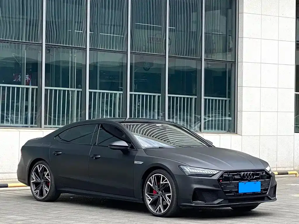 Audi A7L — фото 6