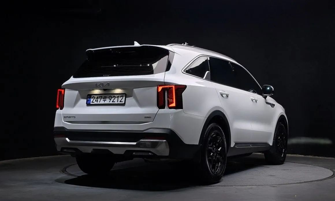 Kia Sorento — фото 4