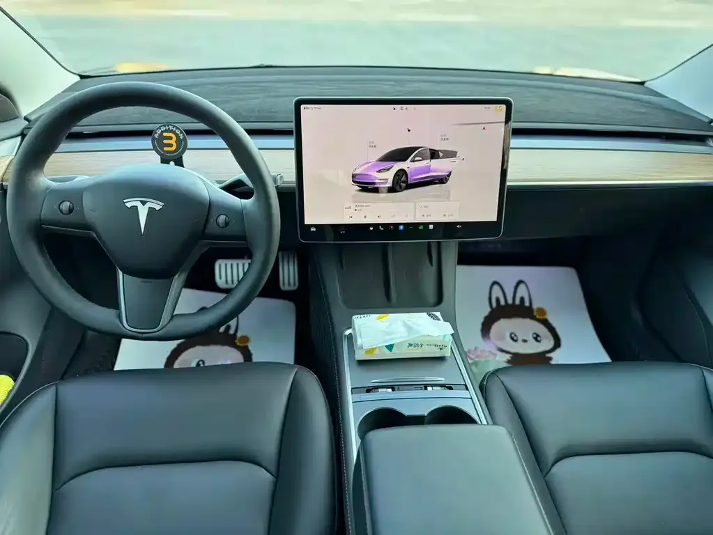 Tesla Model 3 — фото 7