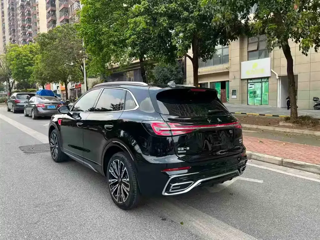 Hongqi HS5 — фото 2