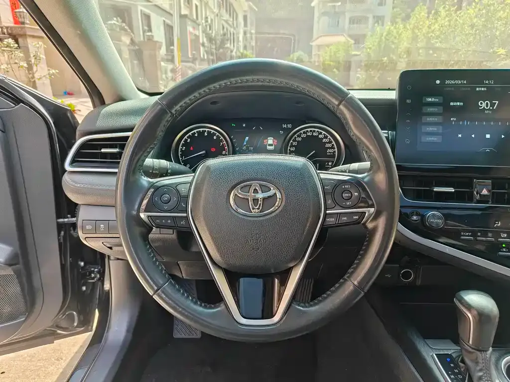 Toyota Camry 2023 из CN, фото 7