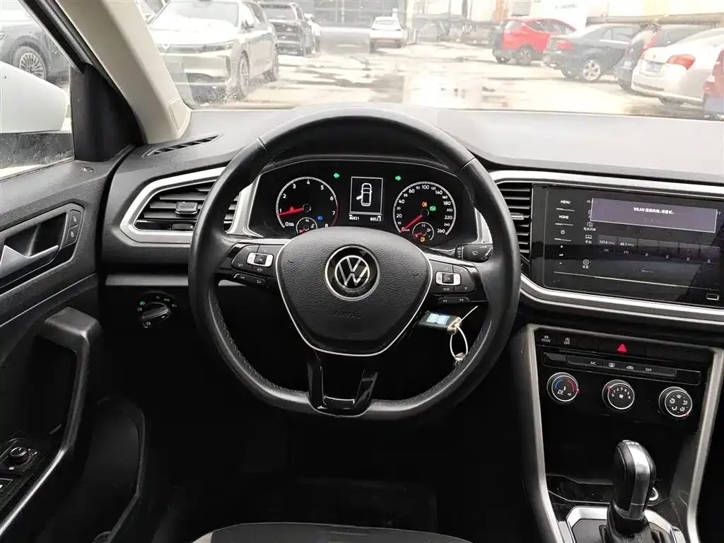 Volkswagen T-Roc 2022 из CN, фото 9