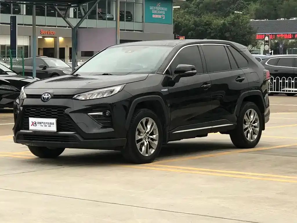 Toyota Wildlander — фото 1