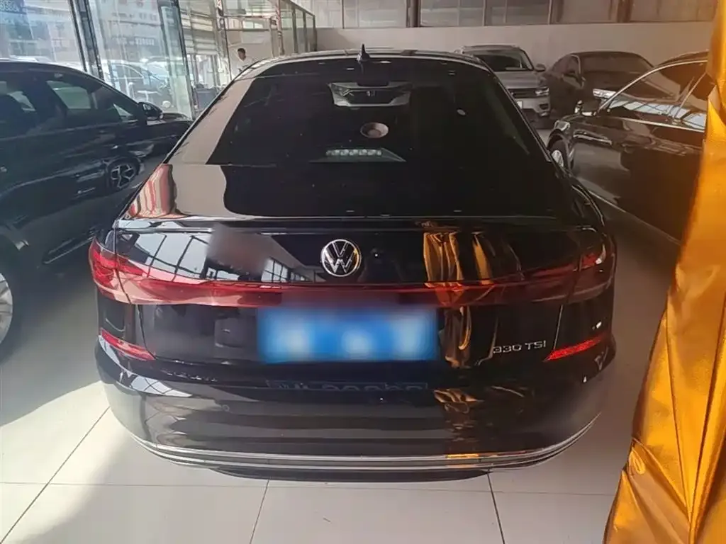 Volkswagen Passat — фото 3