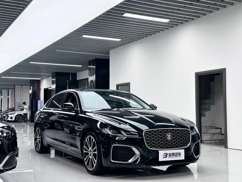 Jaguar XFL — фото 4