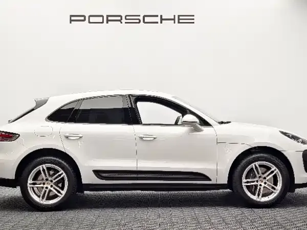 Porsche Macan — фото 7