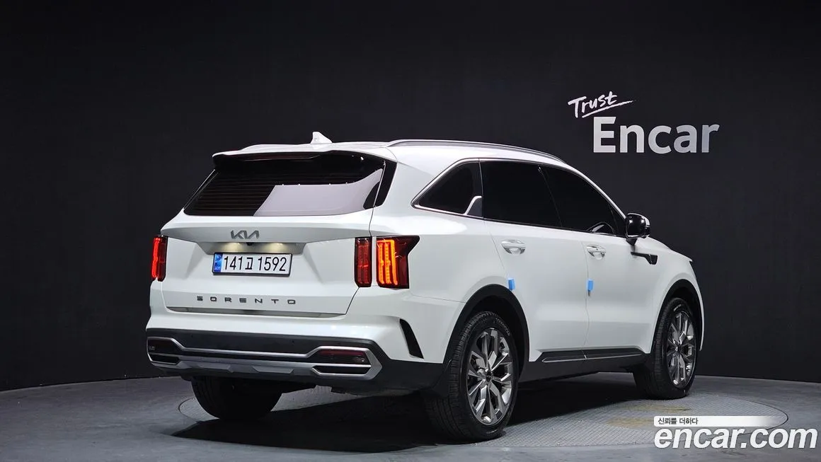 Kia Sorento — фото 7