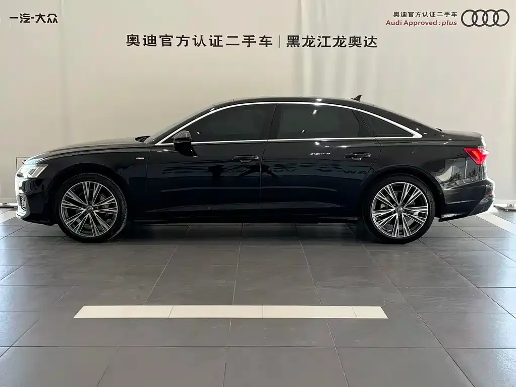 Audi A6L — фото 7