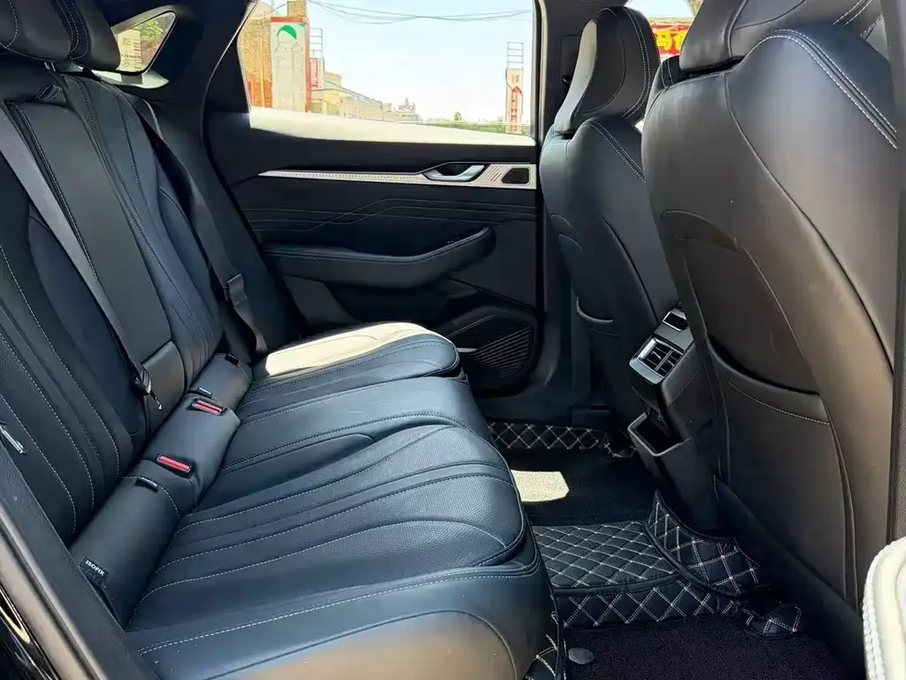 Geely Xingrui 2025 из CN, фото 5