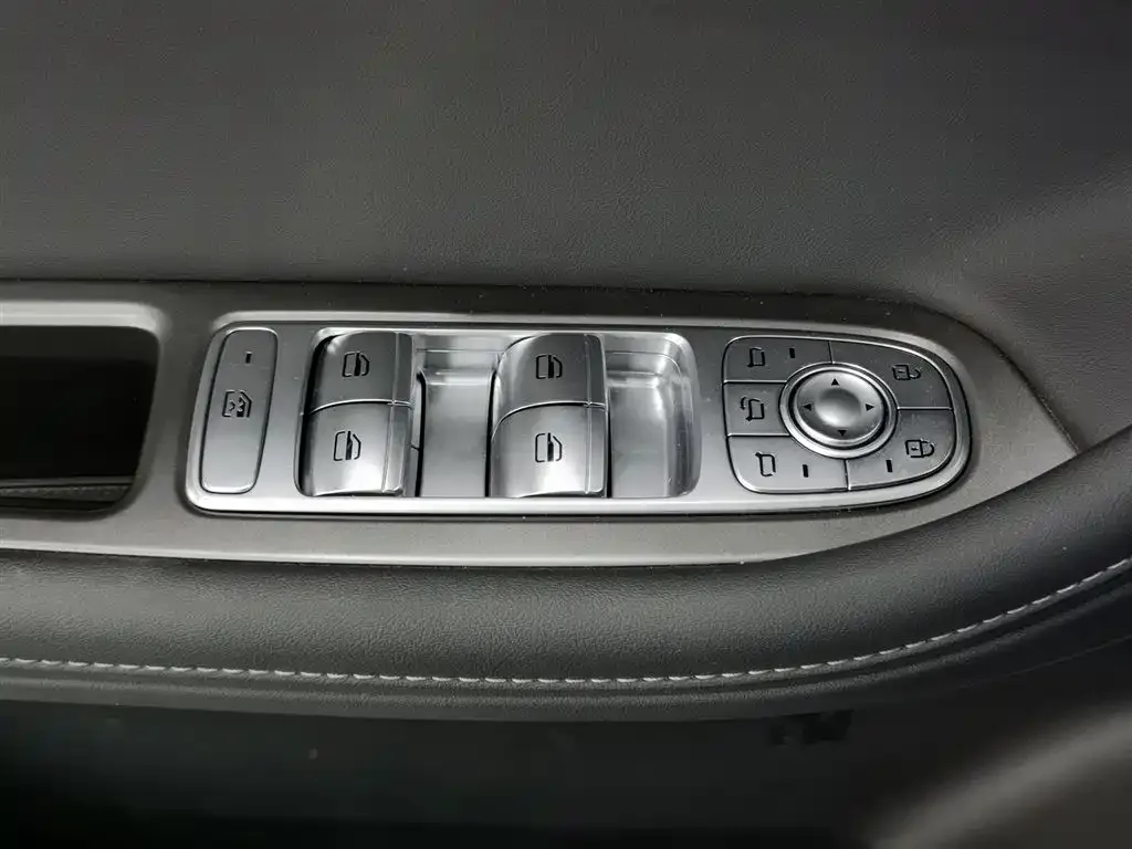 Chery Tiggo 8 PRO — фото 4