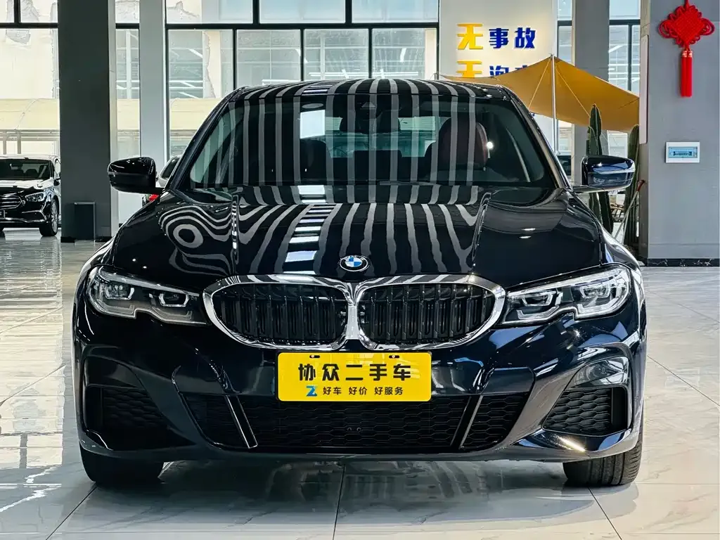 BMW 3 Series — фото 1
