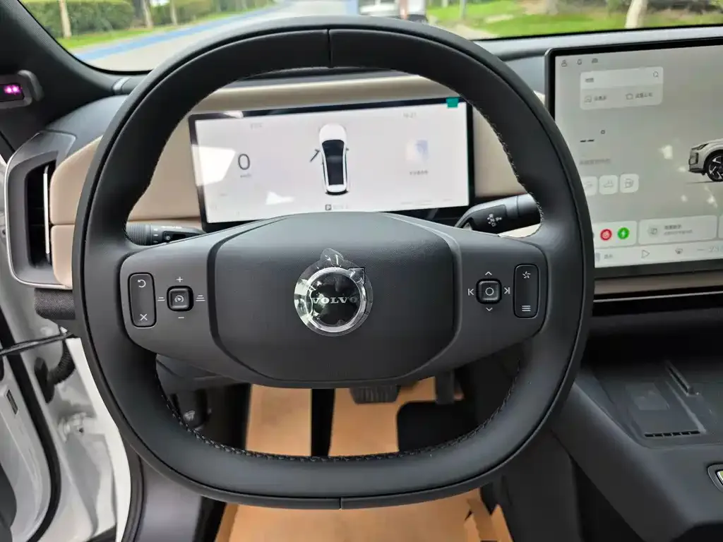 Volvo XC70 Plug-in Hybrid 2026 из CN, фото 2