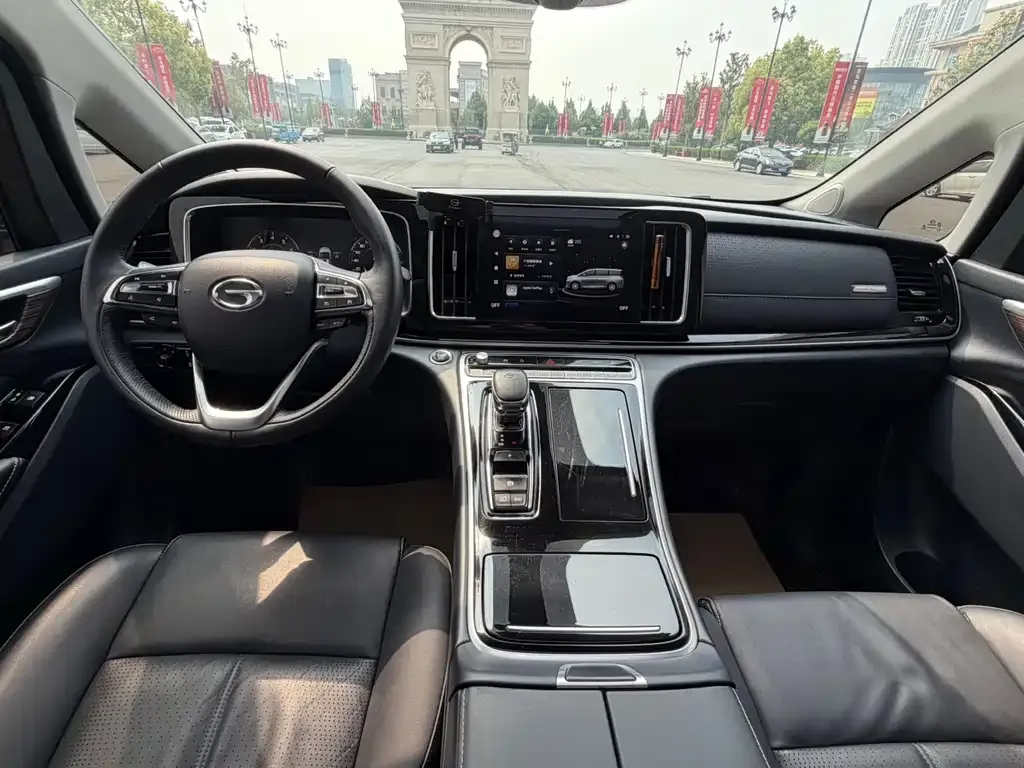 GAC Motor Trumpchi M8 — фото 9