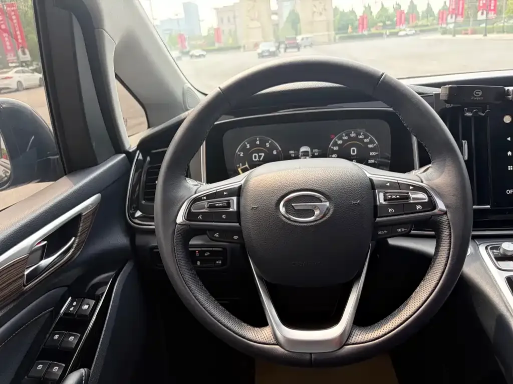 GAC Motor Trumpchi M8 — фото 6