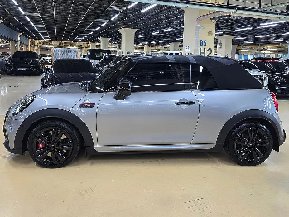 Mini Cooper Convertible — фото 9