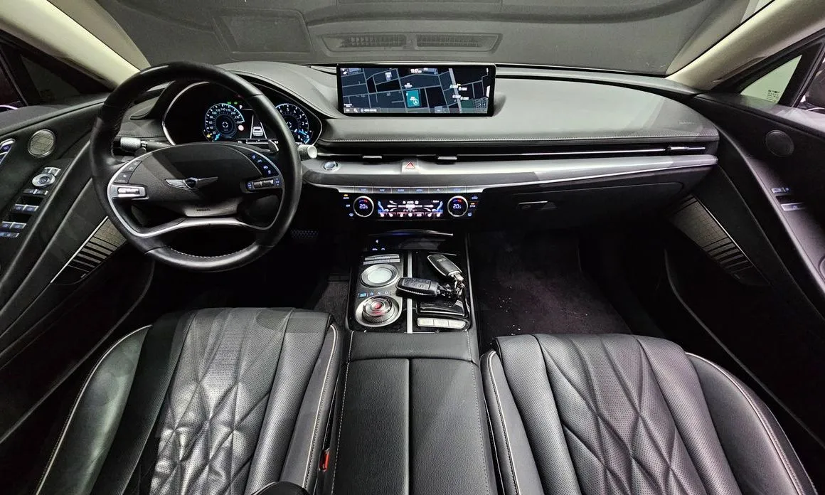 Genesis G80 — фото 7