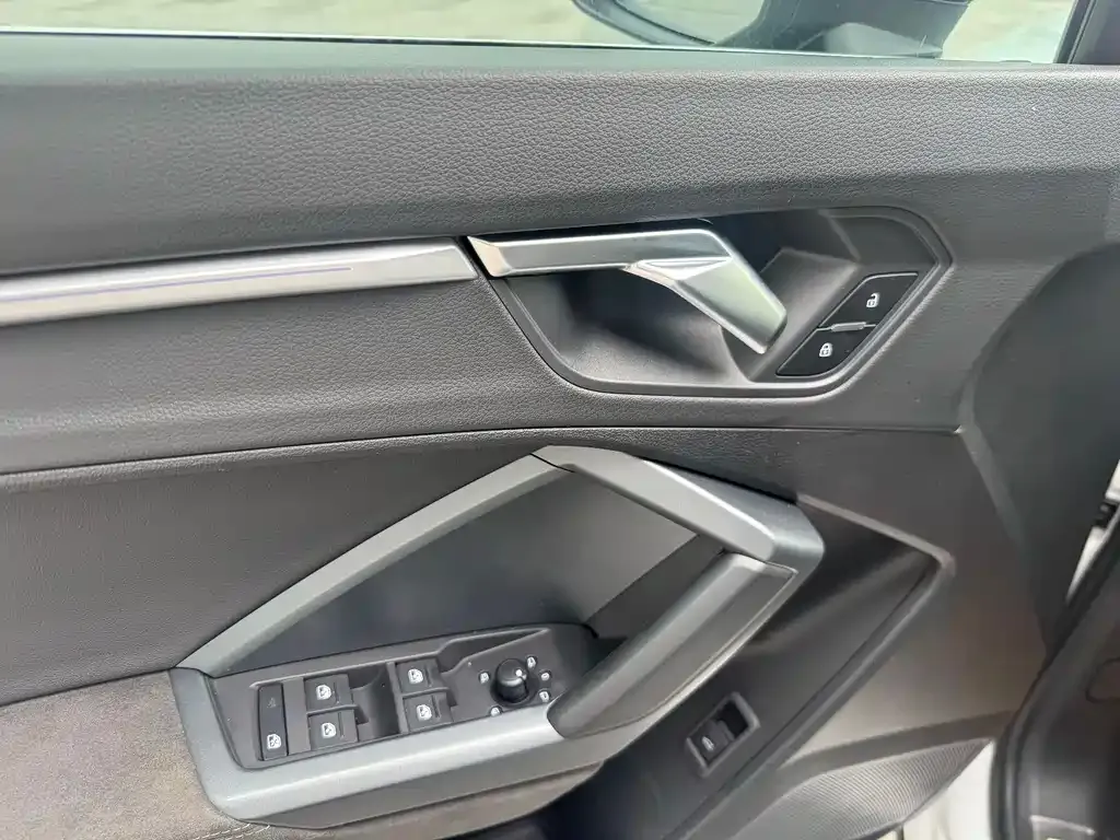 Audi Q3 Sportback 2021 из CN, фото 4