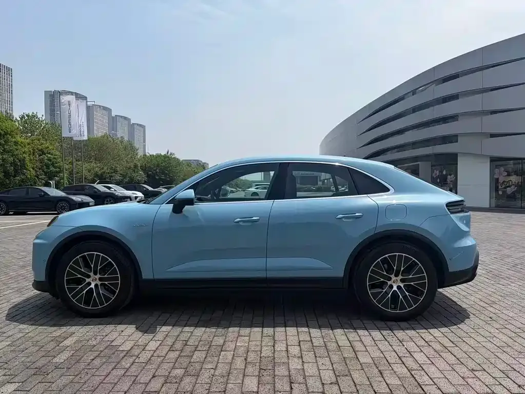 Porsche Macan EV 2025 из CN, фото 3