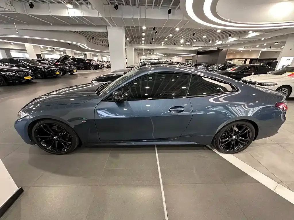 BMW 4 Series 2022 из CN, фото 8
