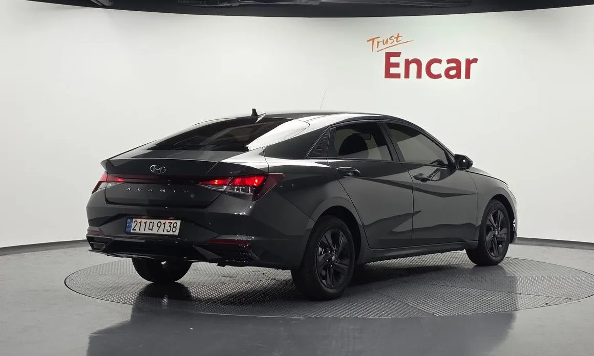 Hyundai AVANTE — фото 4