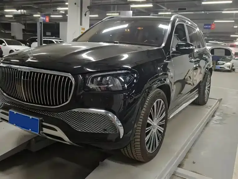 Mercedes-Benz GLS — фото 1