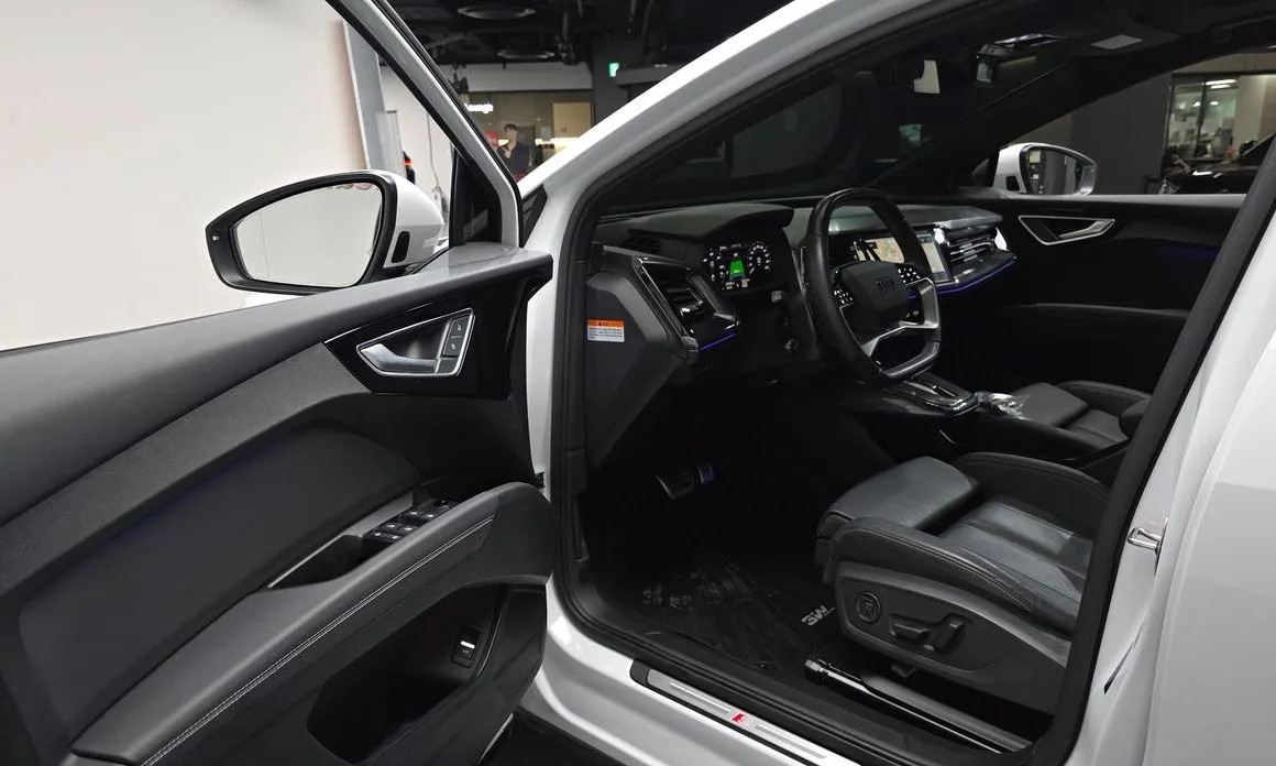 Audi Q4 e-tron 2023 из KR, фото 10