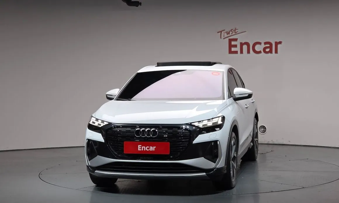 Audi Q4 e-tron 2023 из KR, фото 2
