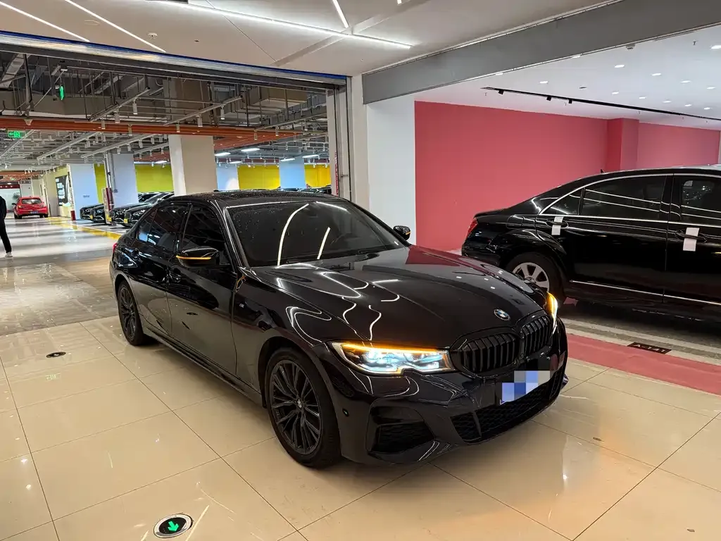 BMW 3 Series 2021 из CN, фото 8