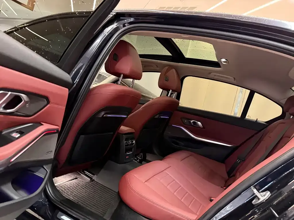 BMW 3 Series 2021 из CN, фото 7