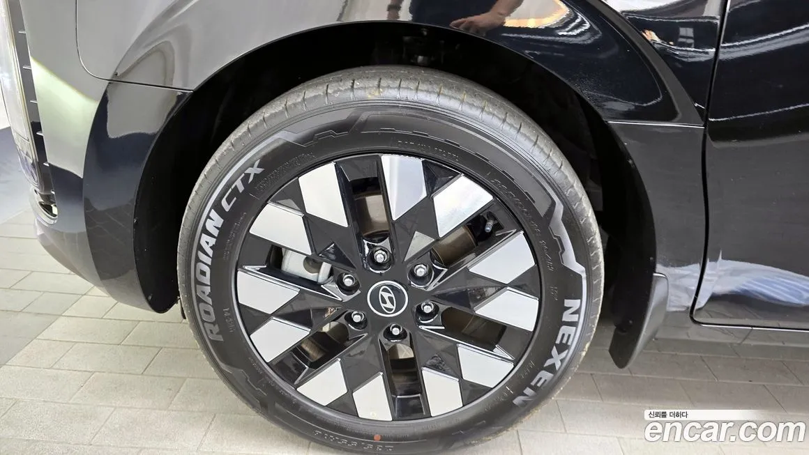 Hyundai Staria 2025 из KR, фото 9