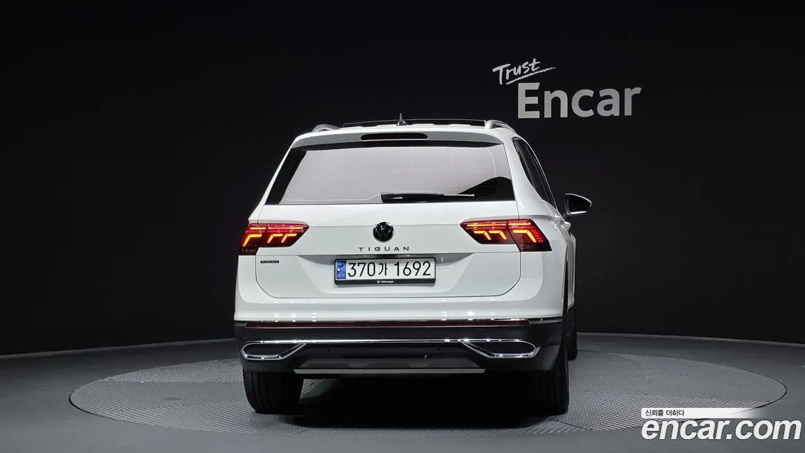 Volkswagen Tiguan — фото 6