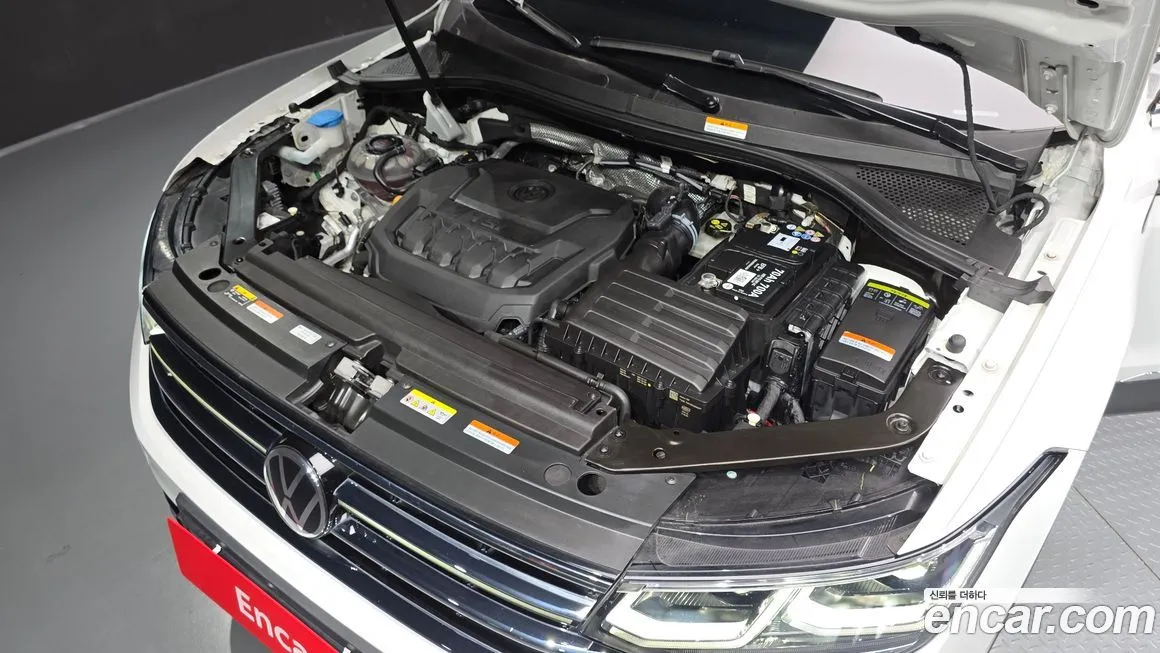 Volkswagen Tiguan — фото 9