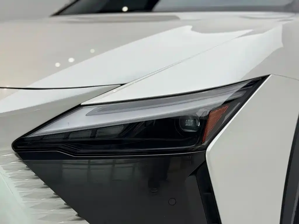 Lexus RZ 2023 из CN, фото 10