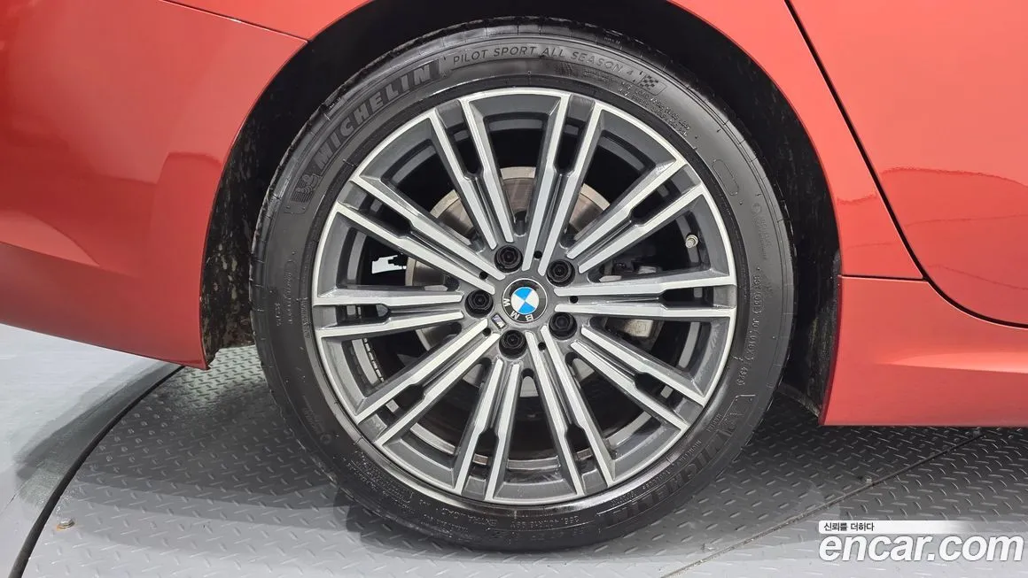 BMW 3-Series 2021 из KR, фото 6