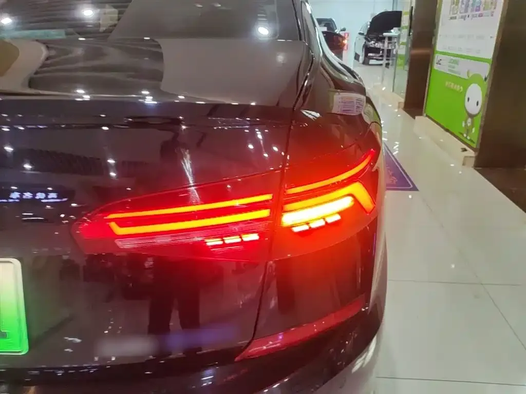 Volkswagen Passat New Energy 2021 из CN, фото 2