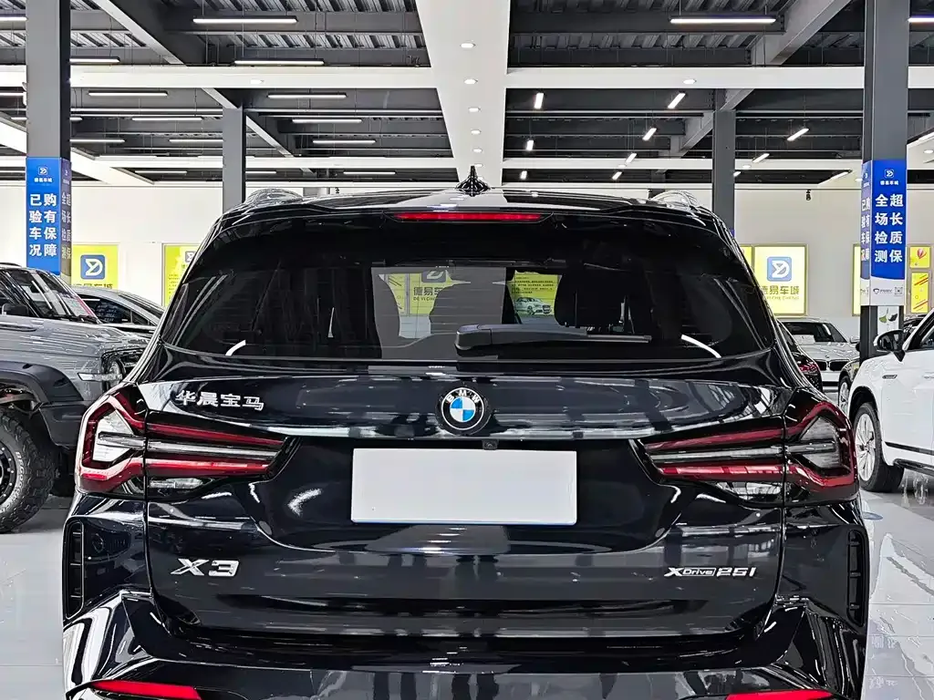 BMW X3 — фото 9