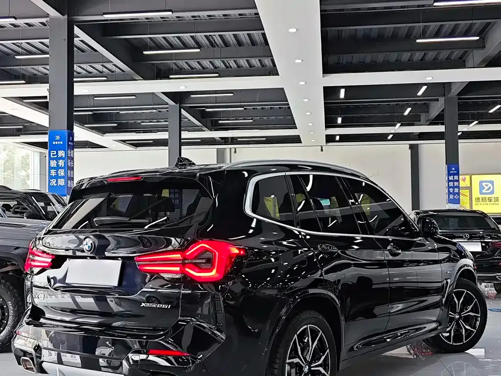BMW X3 — фото 7