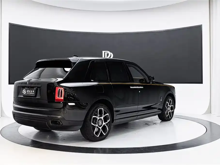 Rolls-Royce Cullinan — фото 5