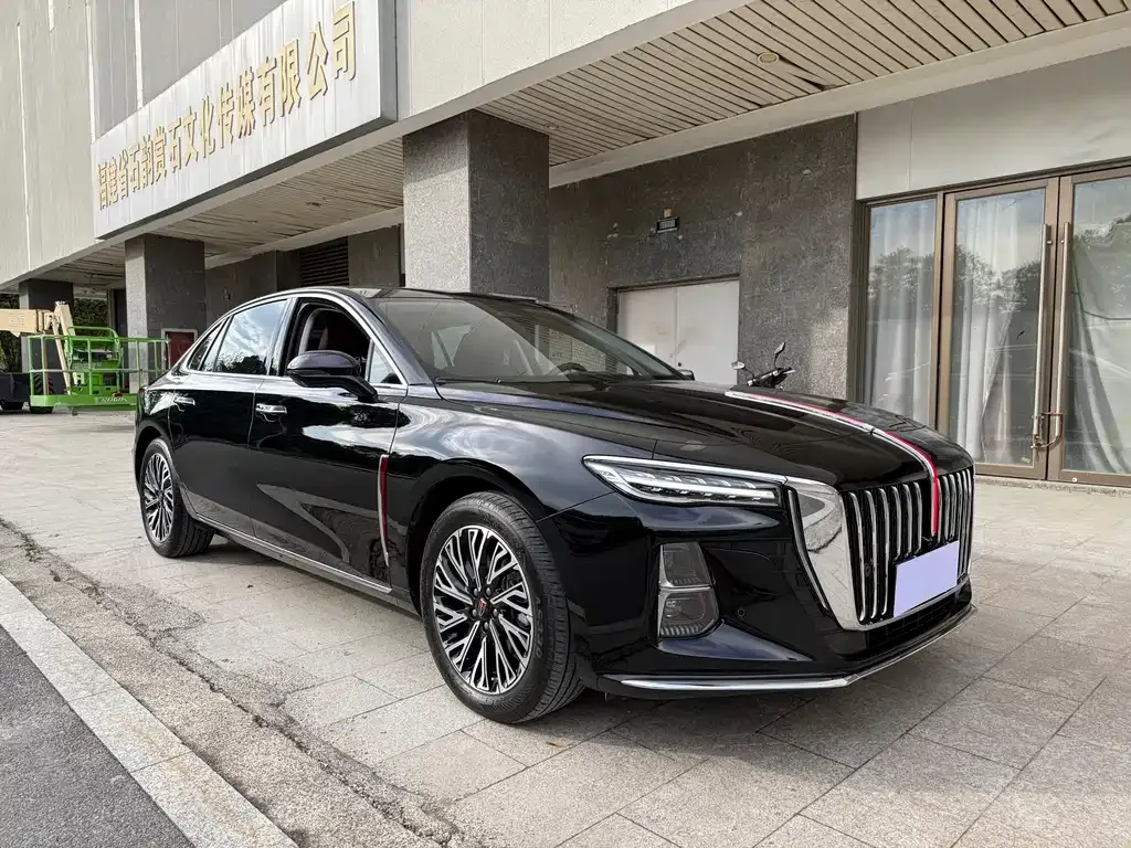 Hongqi H5 — фото 2