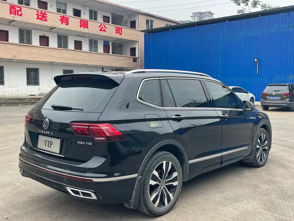 Volkswagen Tiguan L — фото 4