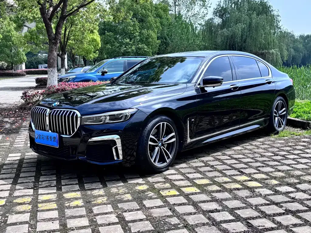 BMW 7 Series — фото 5