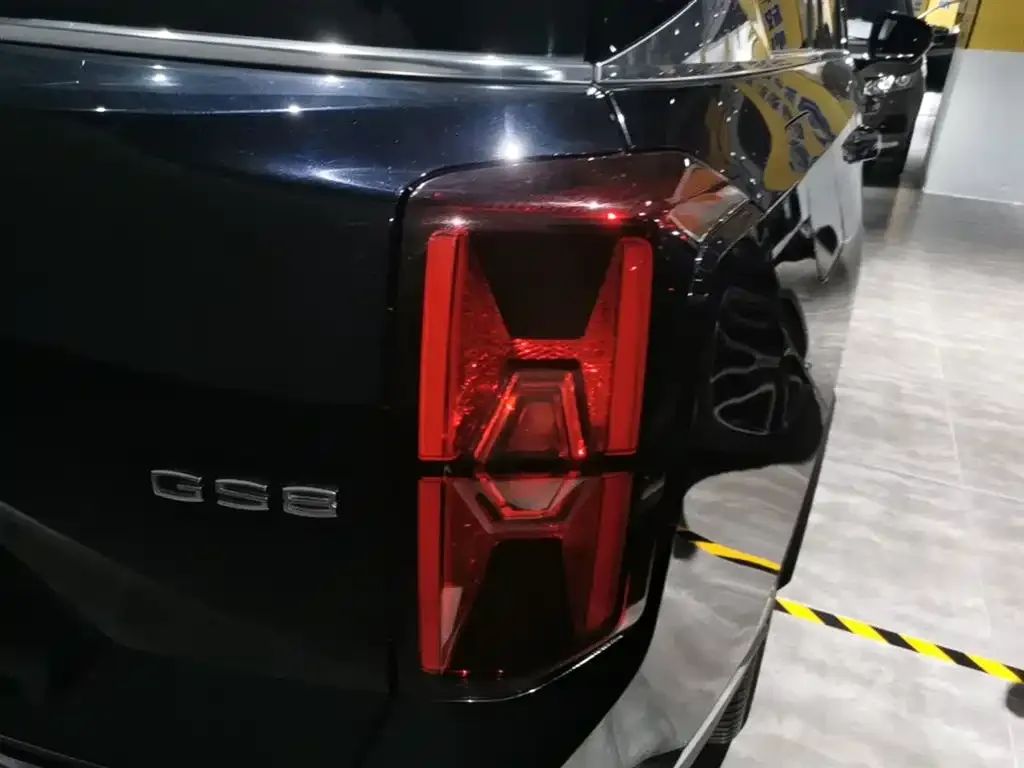 GAC Motor Trumpchi GS8 — фото 2