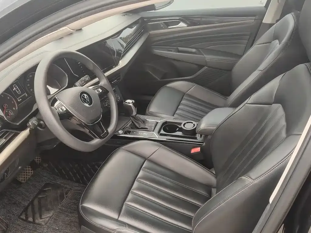 Volkswagen Passat — фото 4
