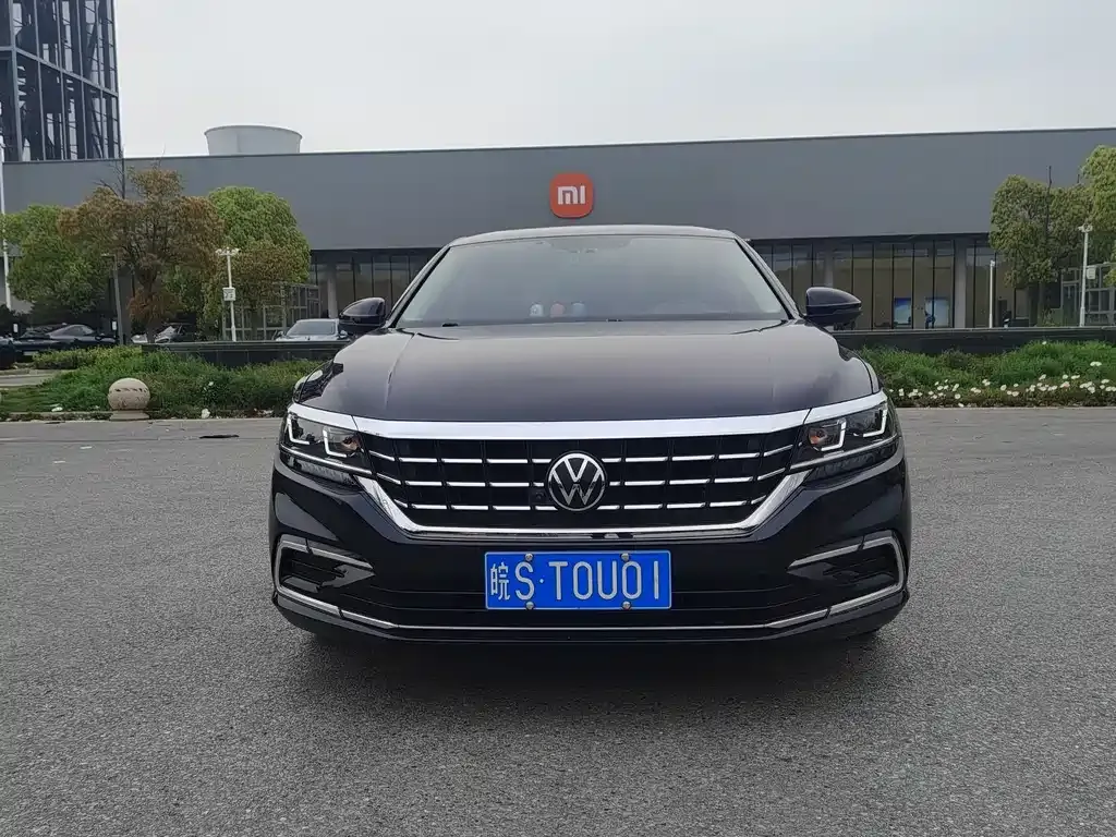 Volkswagen Passat — фото 6