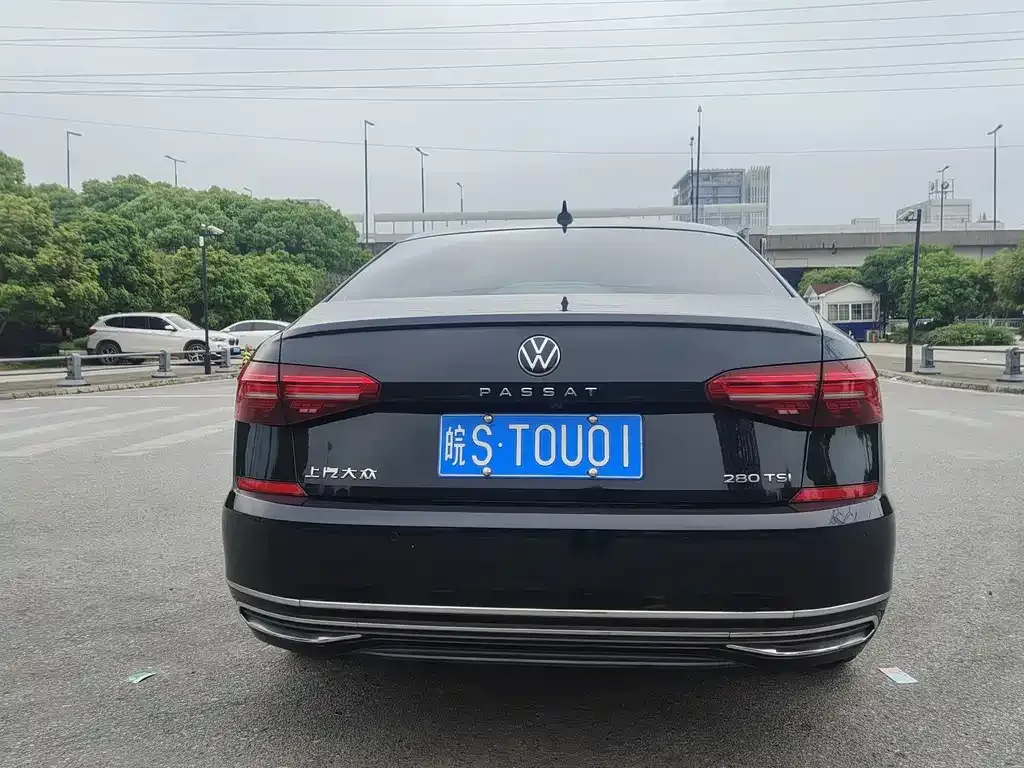 Volkswagen Passat — фото 3