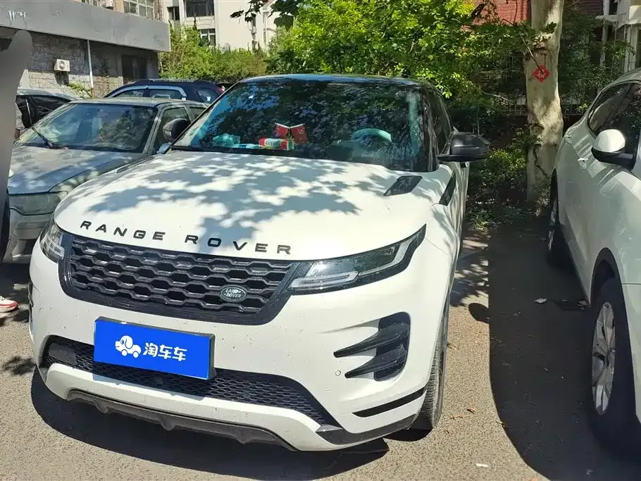 Land Rover Evoque — фото 1