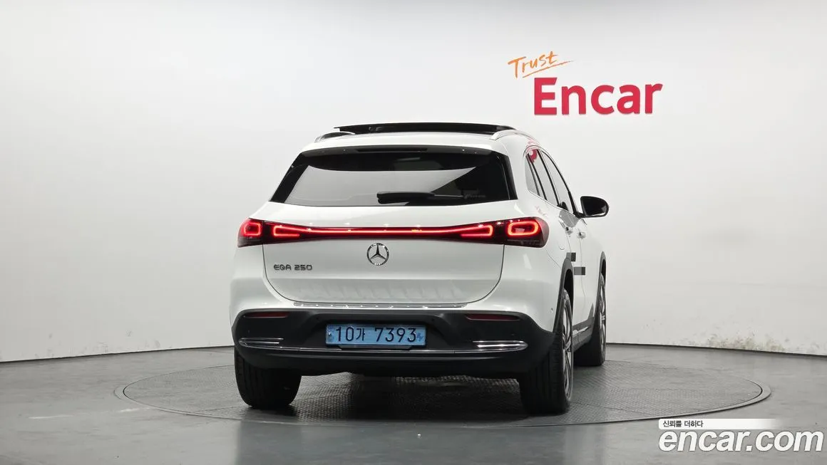Mercedes-Benz EQA 2023 из KR, фото 3