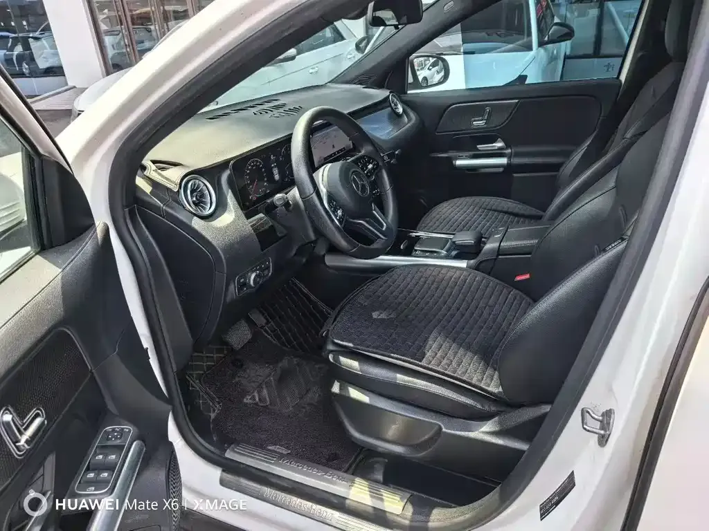 Mercedes-Benz GLA — фото 8