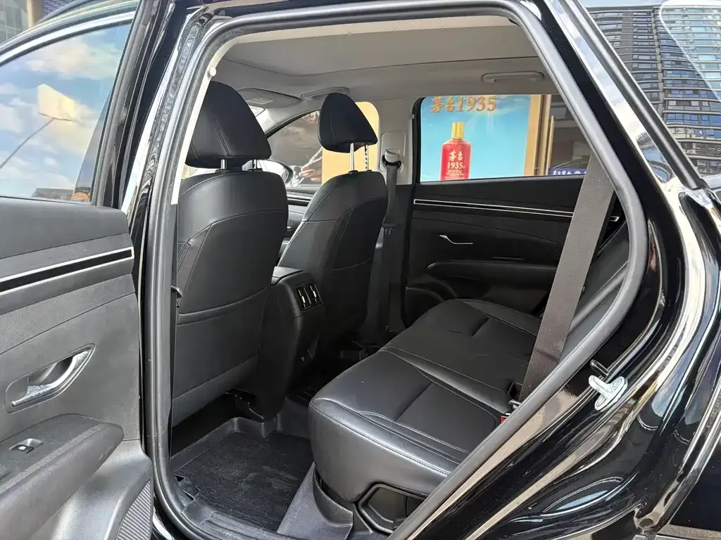 Hyundai Tucson 2023 из CN, фото 3