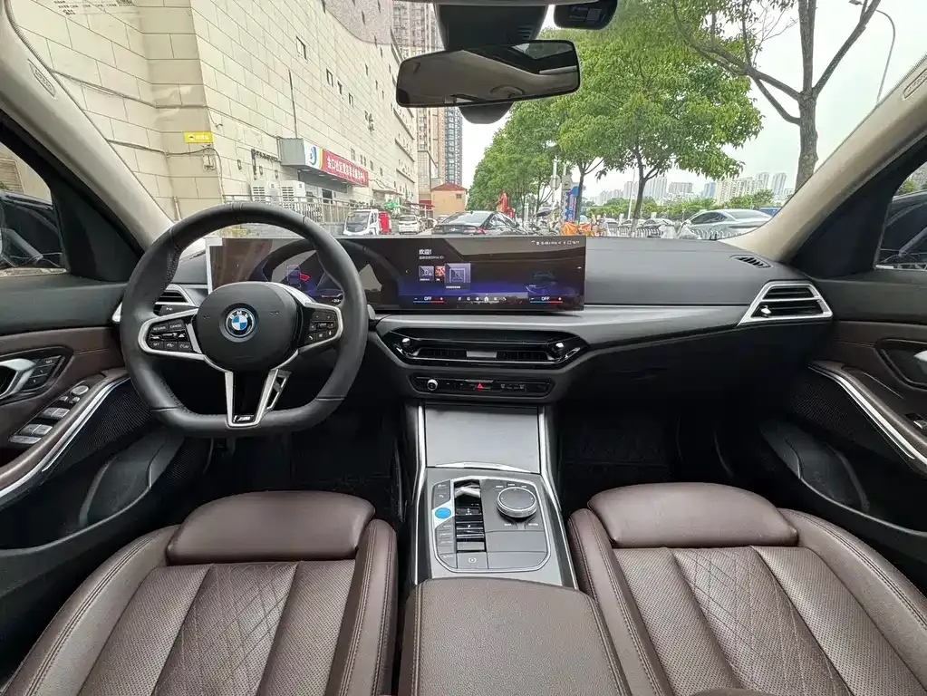 BMW i3 — фото 5